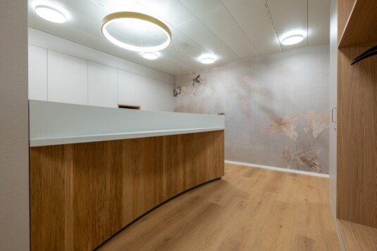 Zahnarztpraxis Heierle Aarau - Empfangsbereich